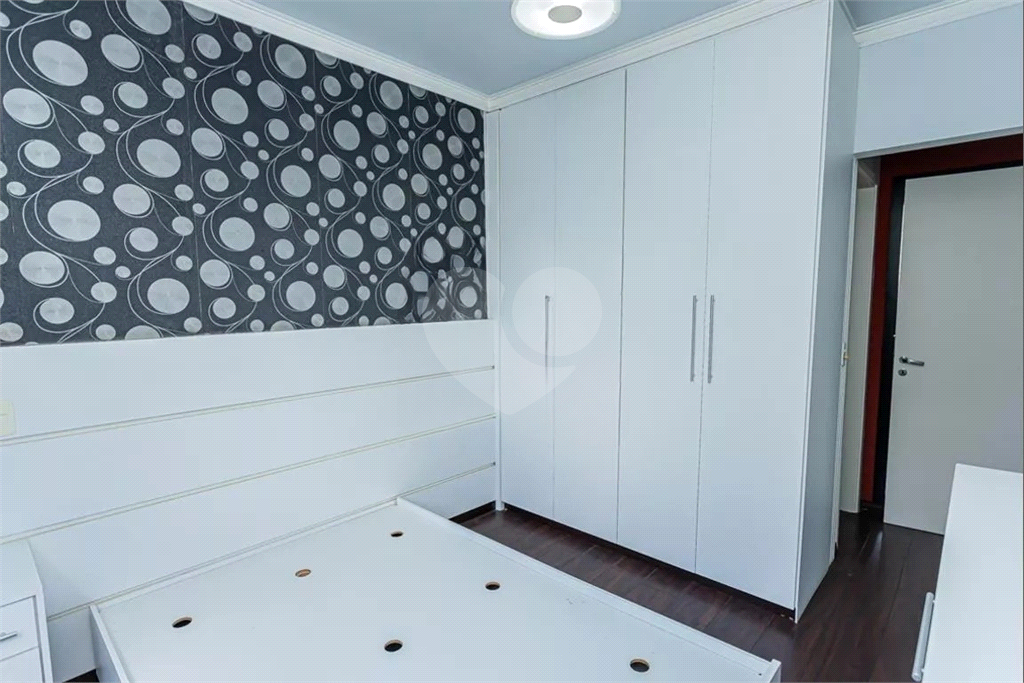 Apartamento Parque São Domingos 3 suítes, e 5 banheiros no total, 2 vagas de garagem e deposito