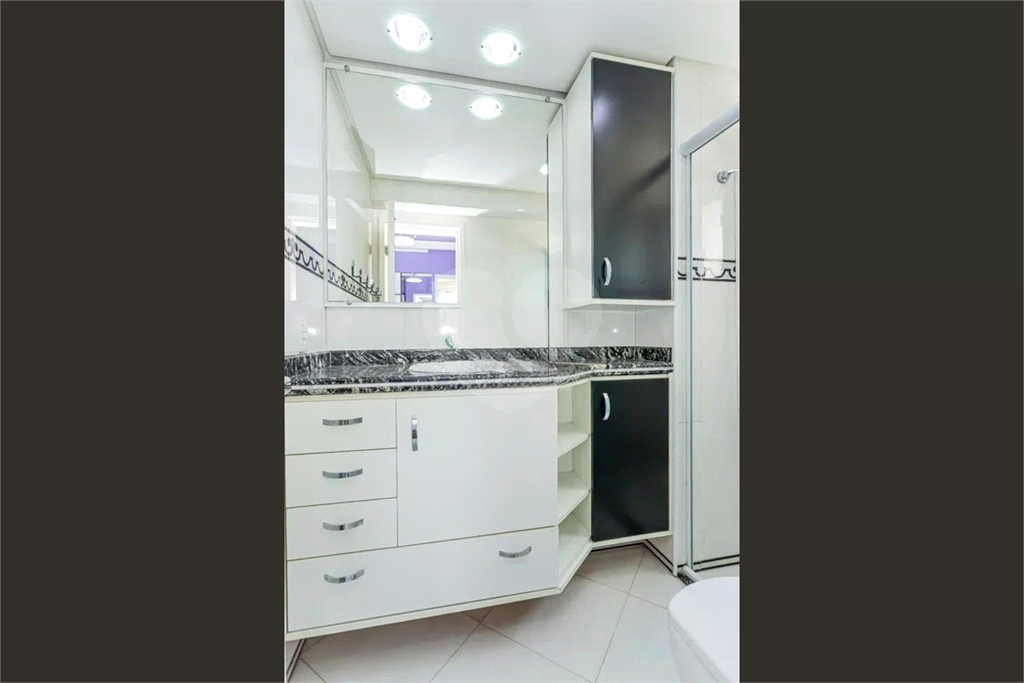 Apartamento Parque São Domingos 3 suítes, e 5 banheiros no total, 2 vagas de garagem e deposito