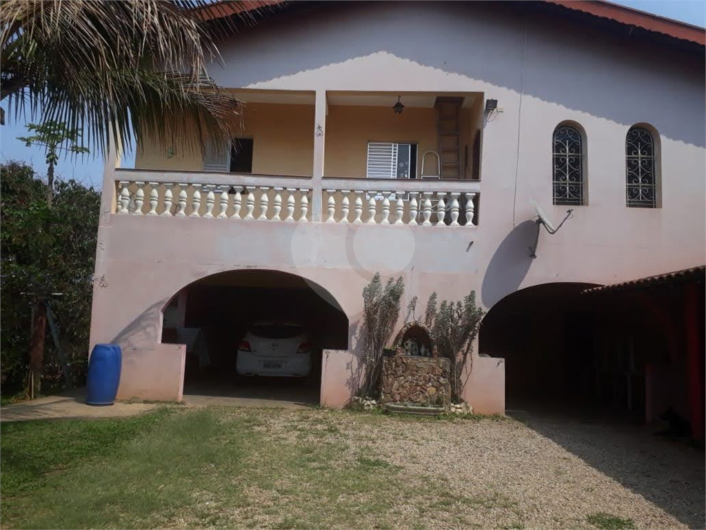 Chácara à venda com 3 quartos, 257m² - Foto 18