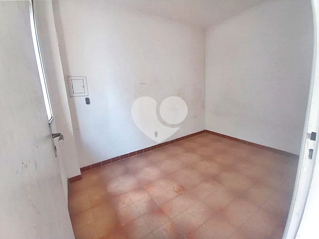 Sobrado à venda e aluguel com 6 quartos, 240m² - Foto 24