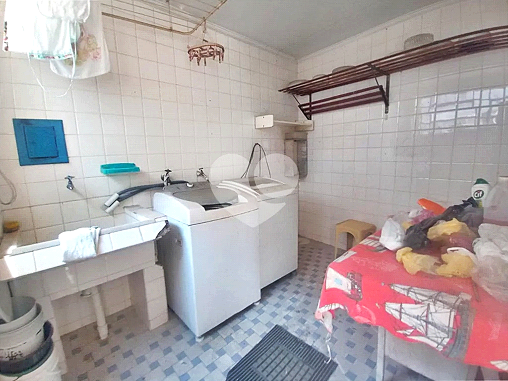 Sobrado à venda e aluguel com 6 quartos, 240m² - Foto 23