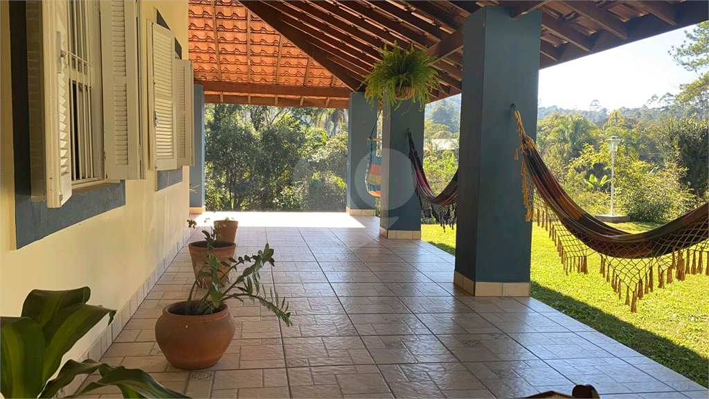 Casa à venda com 4 quartos, 500m² - Foto 3