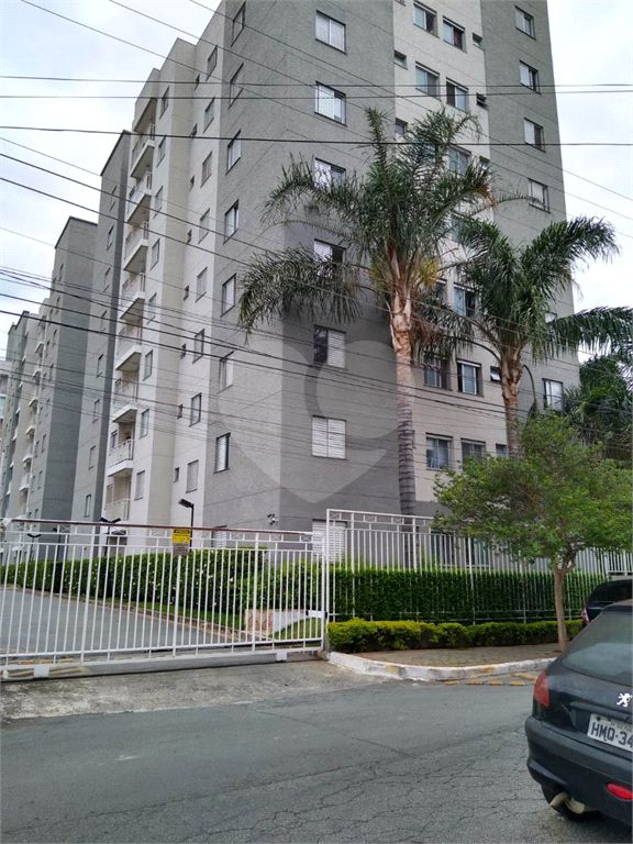 APARTAMENTO em VILA CARRÃO