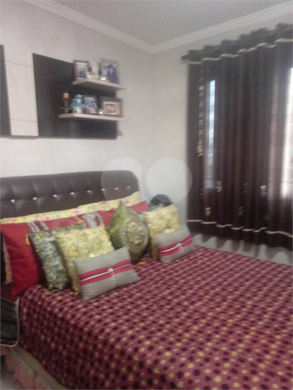 APARTAMENTO em VILA CARRÃO