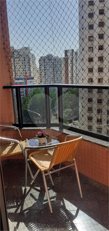 APARTAMENTO em SANTANA