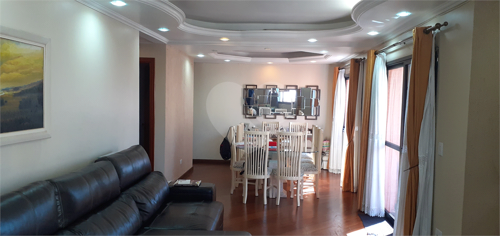 APARTAMENTO em SANTANA