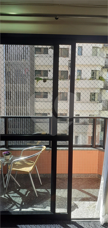 APARTAMENTO em SANTANA