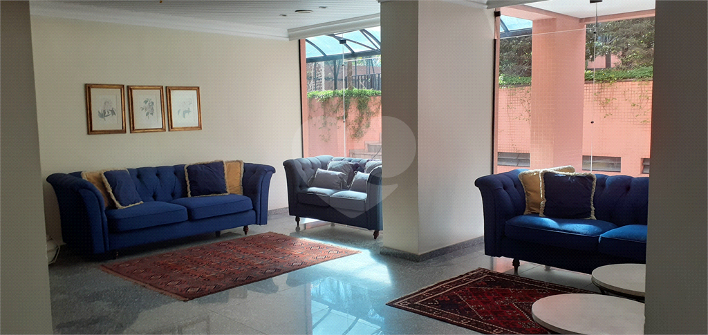 APARTAMENTO em SANTANA