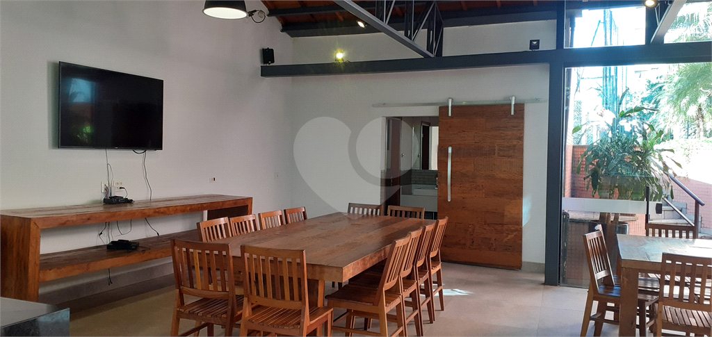 APARTAMENTO em SANTANA