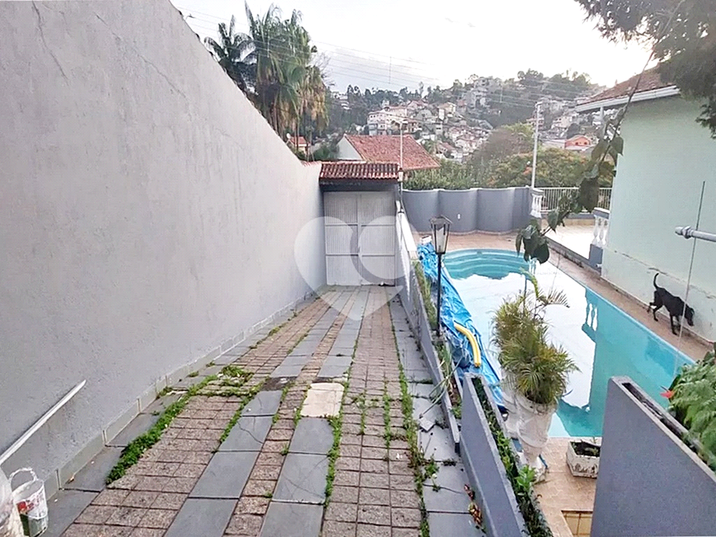 Casa à venda e aluguel com 4 quartos, 323m² - Foto 4