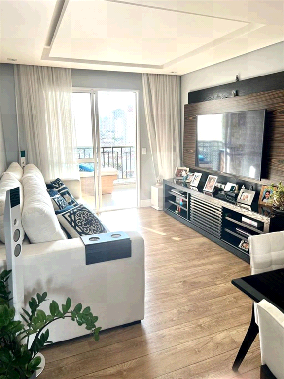 APARTAMENTO em TATUAPÉ