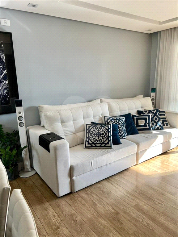 APARTAMENTO em TATUAPÉ