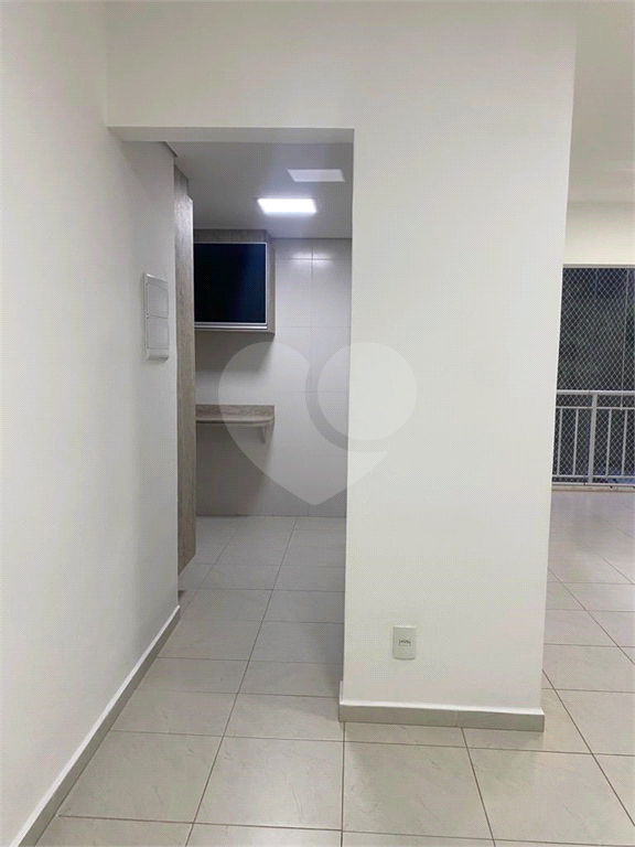 Apartamento à venda e aluguel com 3 quartos, 80m² - Foto 8