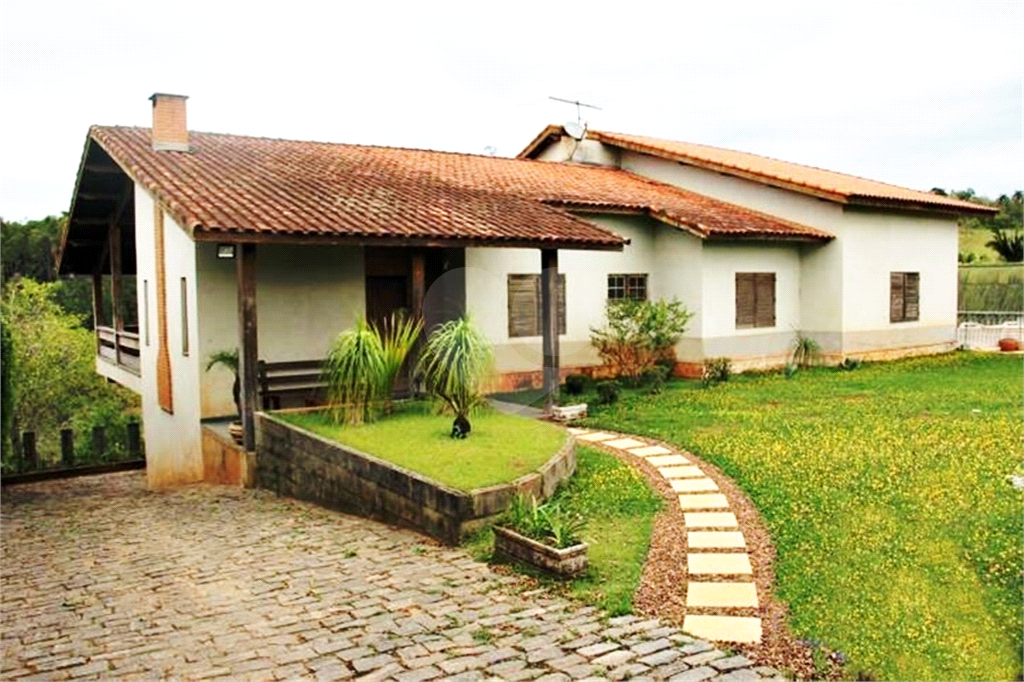Chácara em Santa Isabel. São Paulo