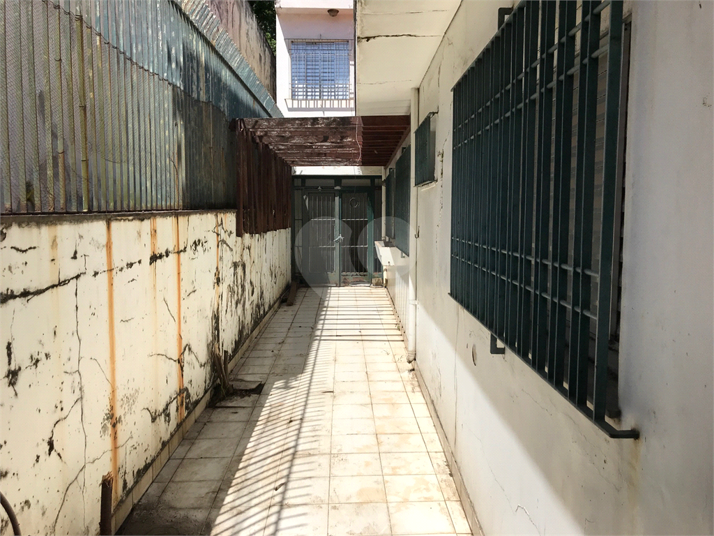 OPORTUNIDADE - CASA TÉRREA PARA REFORMA - JARDIM PERI PERI