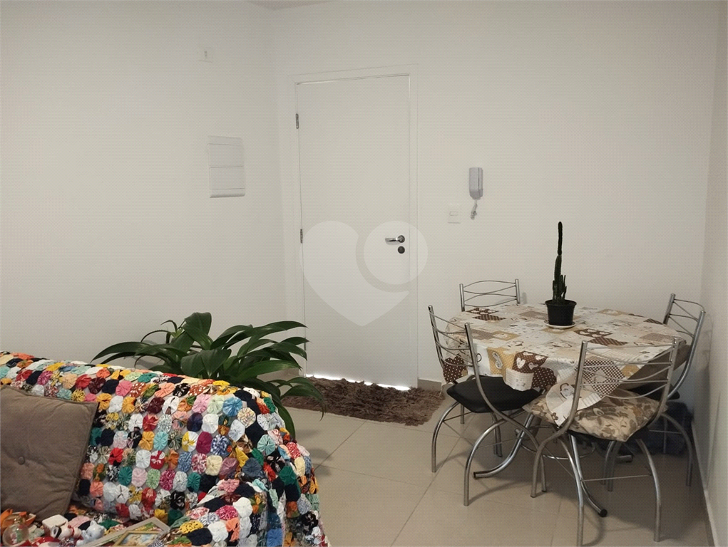 Apartamento 2 quartos - sem vaga - Agua fria 
