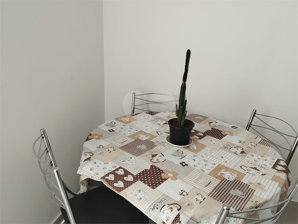 Apartamento 2 quartos - sem vaga - Agua fria 