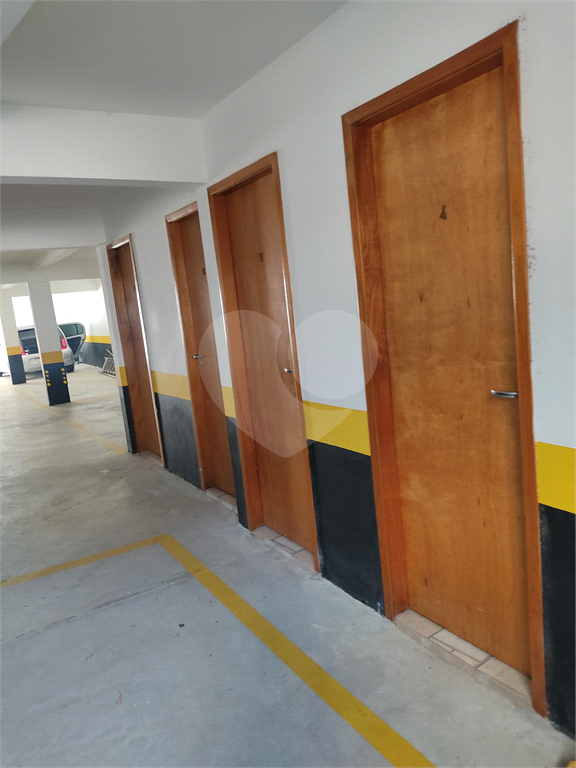 Sobrado em cond fechado, 2 vgs a 500 mt do metrô P. Inglesa. 