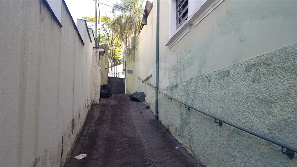 SOBRADO em HORTO FLORESTAL