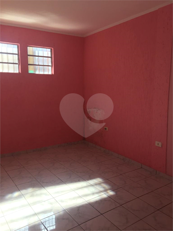 CASA TÉRREA em PARQUE EDU CHAVES