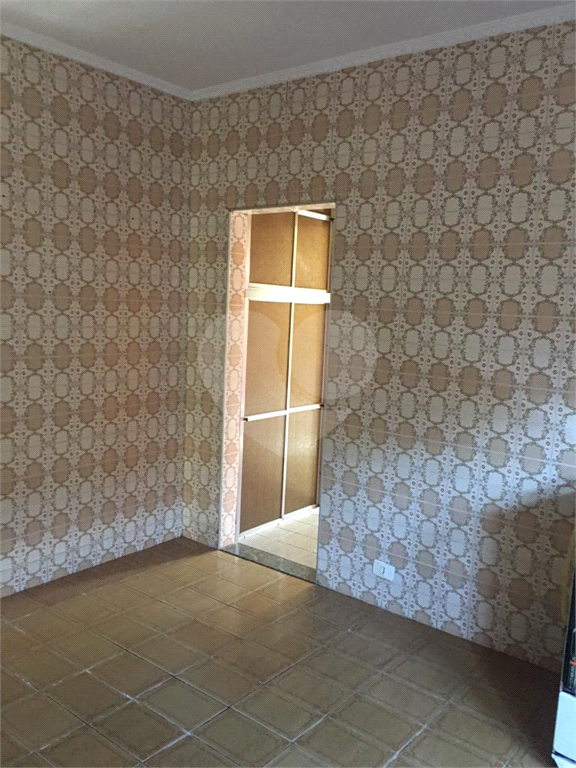 CASA TÉRREA em PARQUE EDU CHAVES