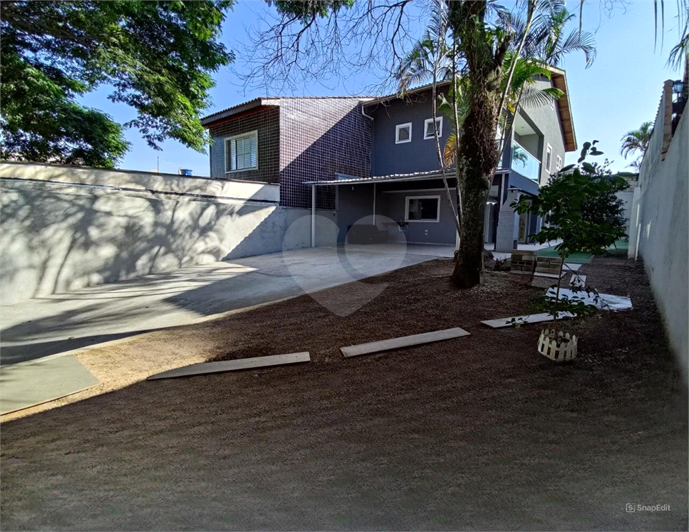 Vendo sobrado 3 suítes, com quintal px. Vila Rosalia - Guarulhos