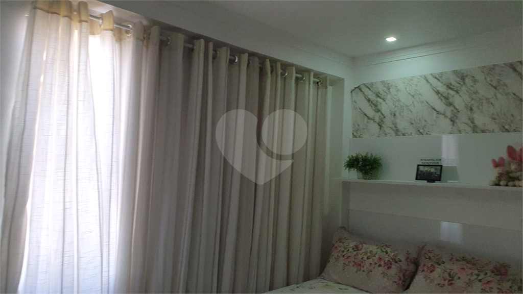 APARTAMENTO em VILA MEDEIROS
