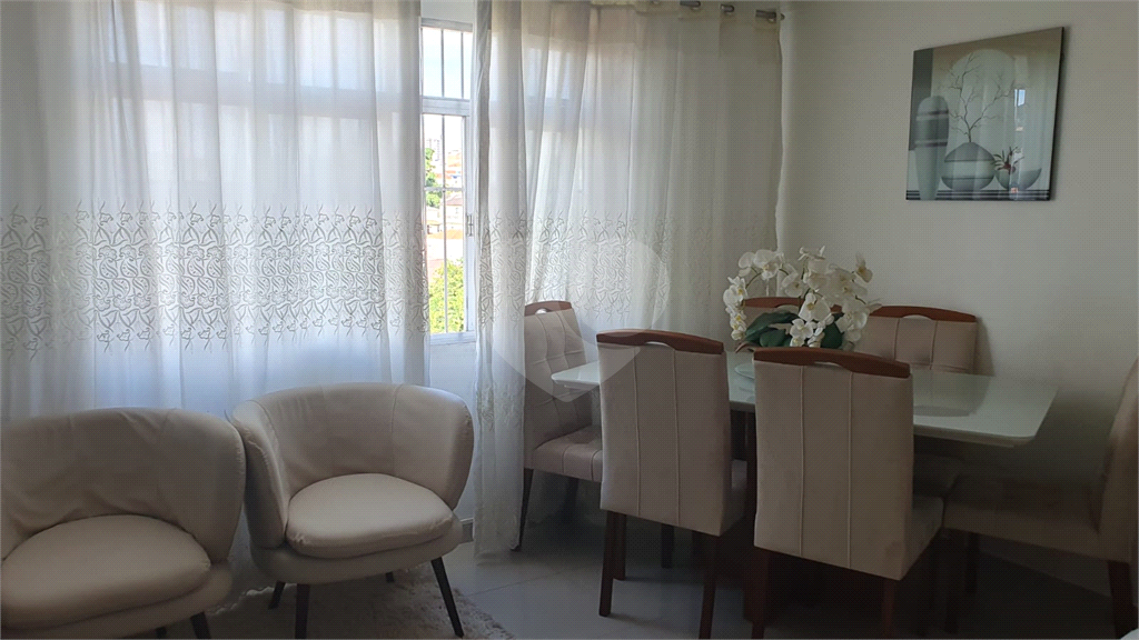 APARTAMENTO em VILA MEDEIROS