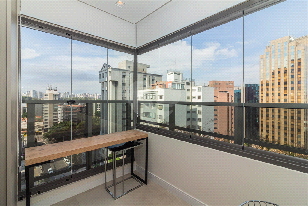 STUDIO COM 44M2 À VENDA COM 1 SUÍTE - MOBILIADO NO ITAIM