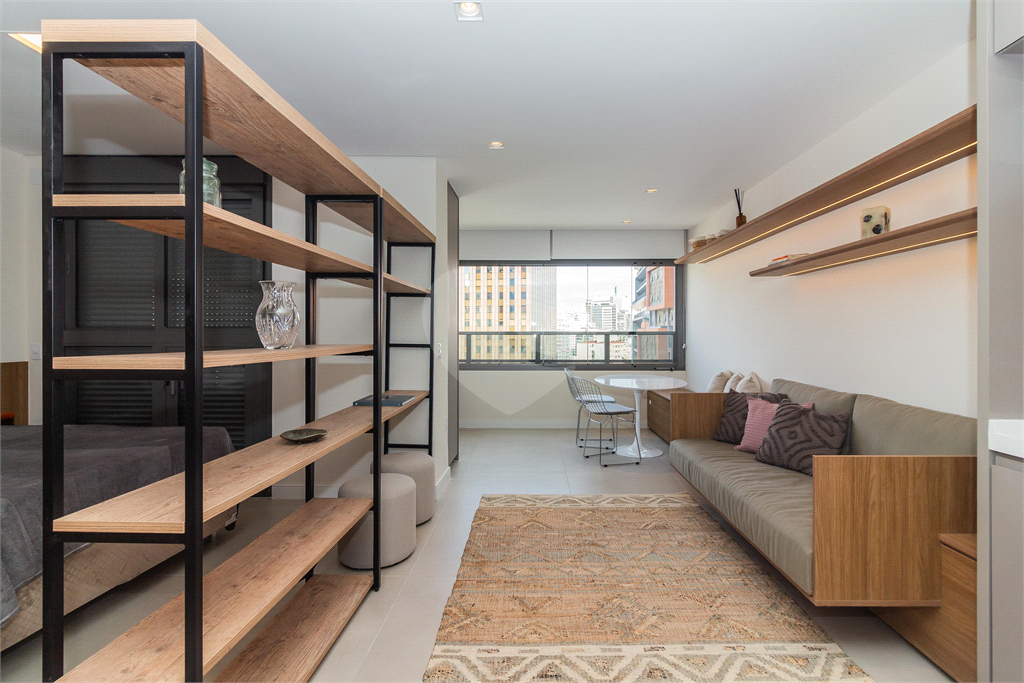 STUDIO COM 44M2 À VENDA COM 1 SUÍTE - MOBILIADO NO ITAIM