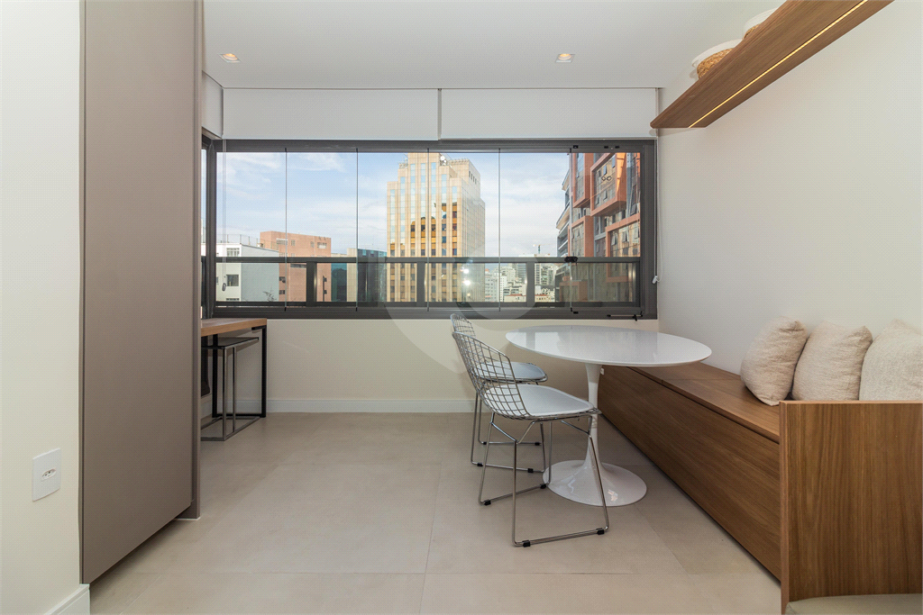 STUDIO COM 44M2 À VENDA COM 1 SUÍTE - MOBILIADO NO ITAIM