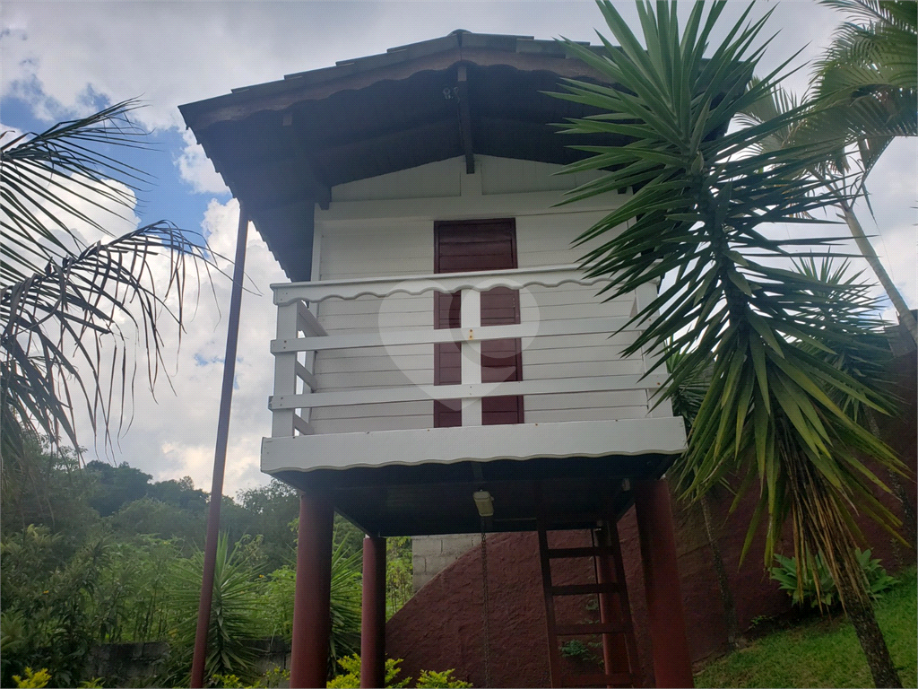 Casa de Condomínio à venda com 3 quartos, 232m² - Foto 32