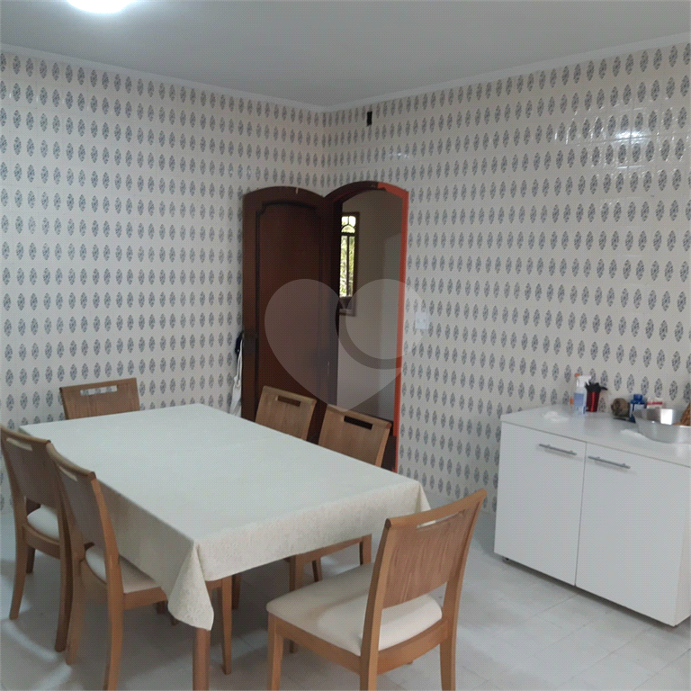 Sobrado à venda com 3 quartos, 242m² - Foto 13