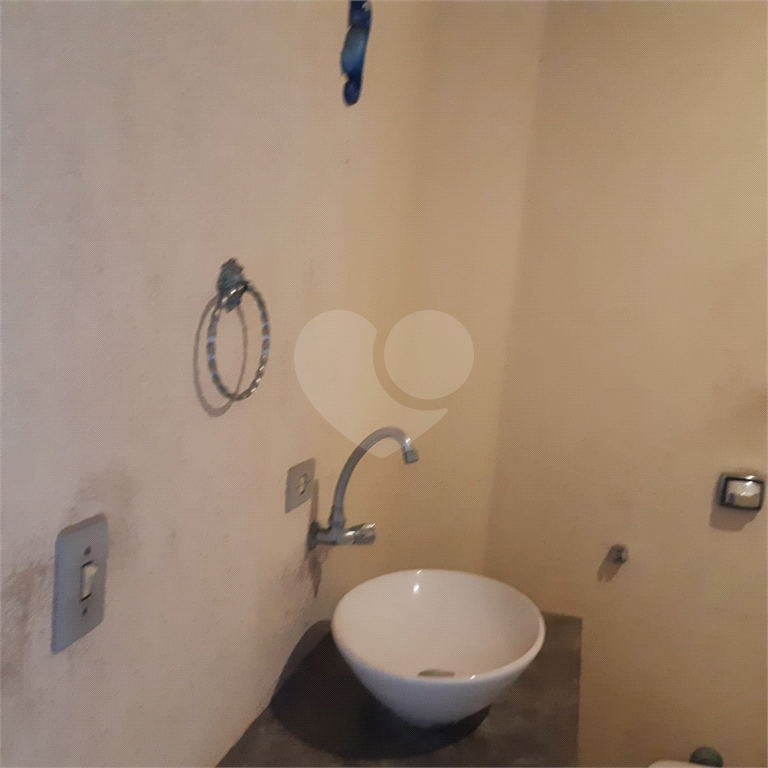 Sobrado à venda com 3 quartos, 242m² - Foto 18