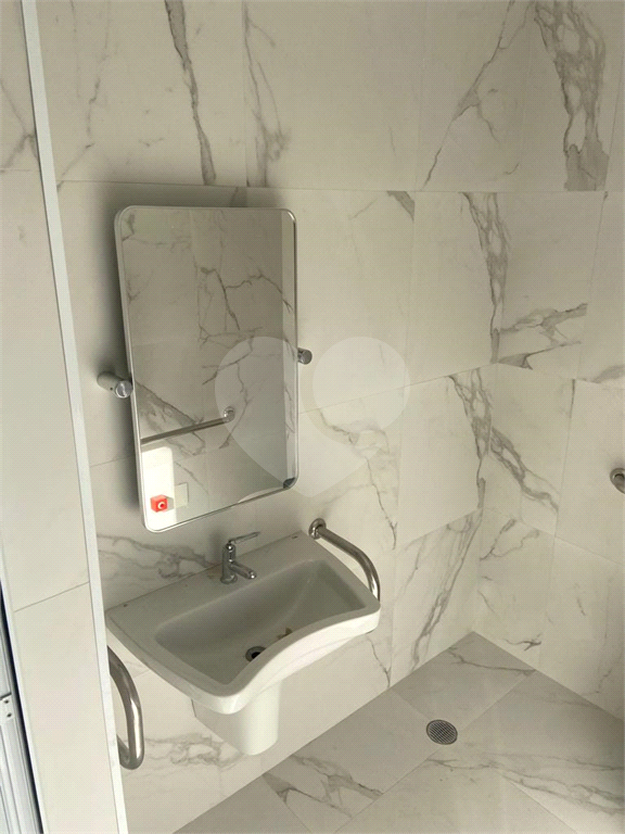 APARTAMENTO em TREMEMBÉ