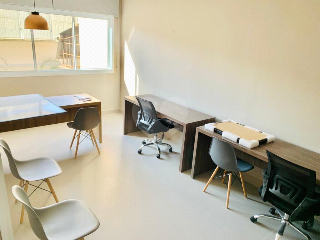 APARTAMENTO em TREMEMBÉ