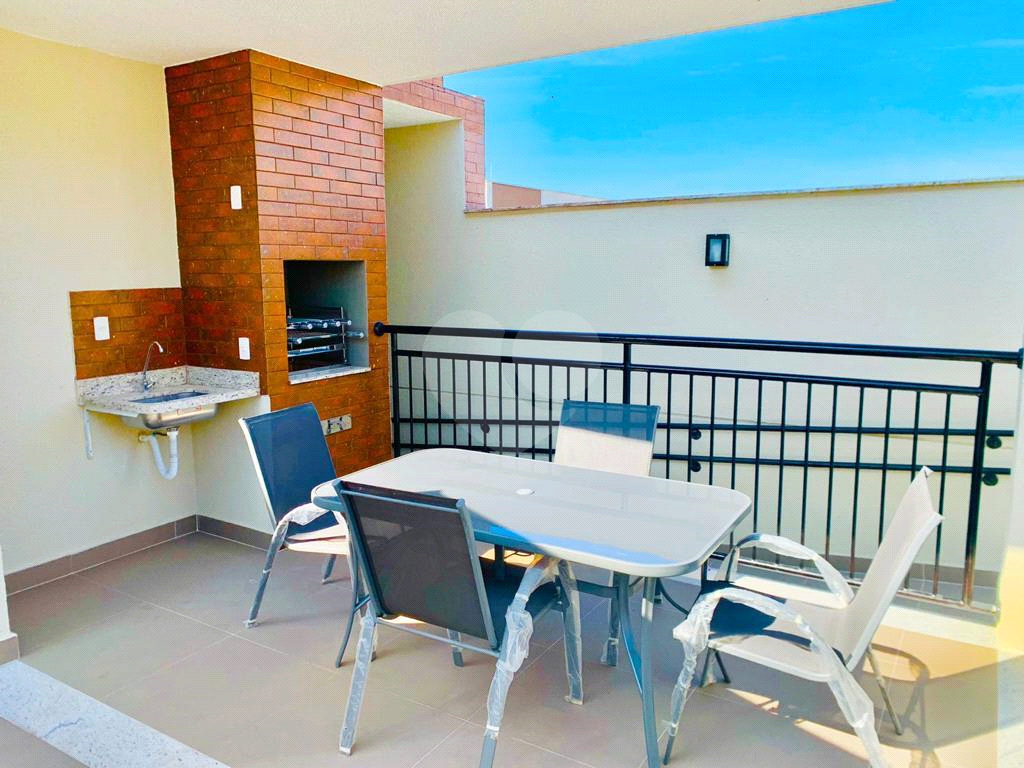 APARTAMENTO em TREMEMBÉ