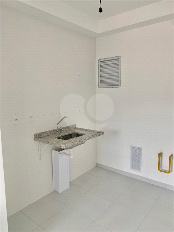 APARTAMENTO em TREMEMBÉ