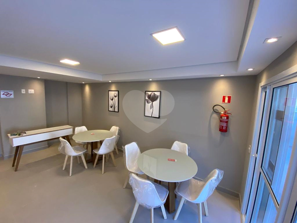 APARTAMENTO em TREMEMBÉ