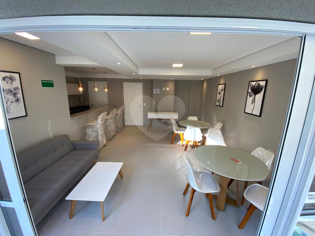 APARTAMENTO em TREMEMBÉ