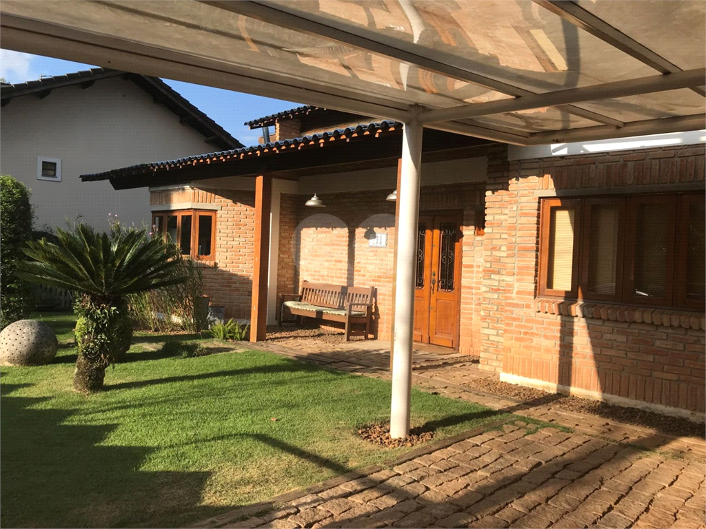 Casa de Condomínio à venda com 4 quartos, 300m² - Foto 27