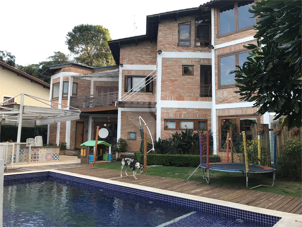 Casa de Condomínio à venda com 4 quartos, 300m² - Foto 1