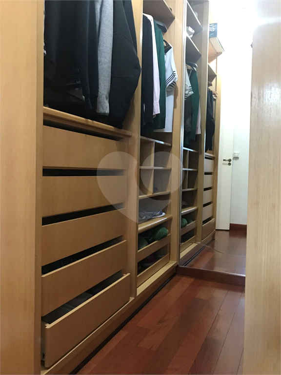 Casa de Condomínio à venda com 4 quartos, 300m² - Foto 9