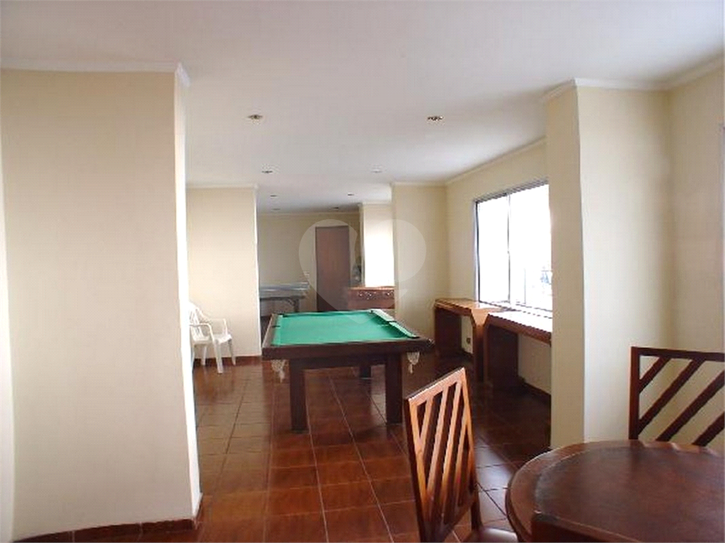 APARTAMENTO em CAMPO BELO