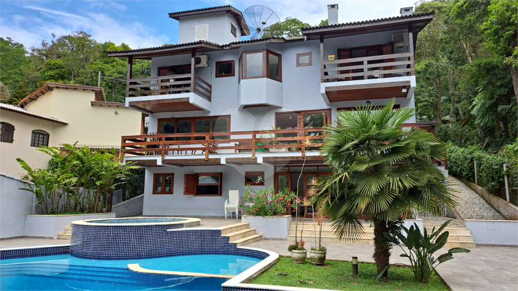 Casa de Condomínio à venda com 6 quartos, 355m² - Foto 1