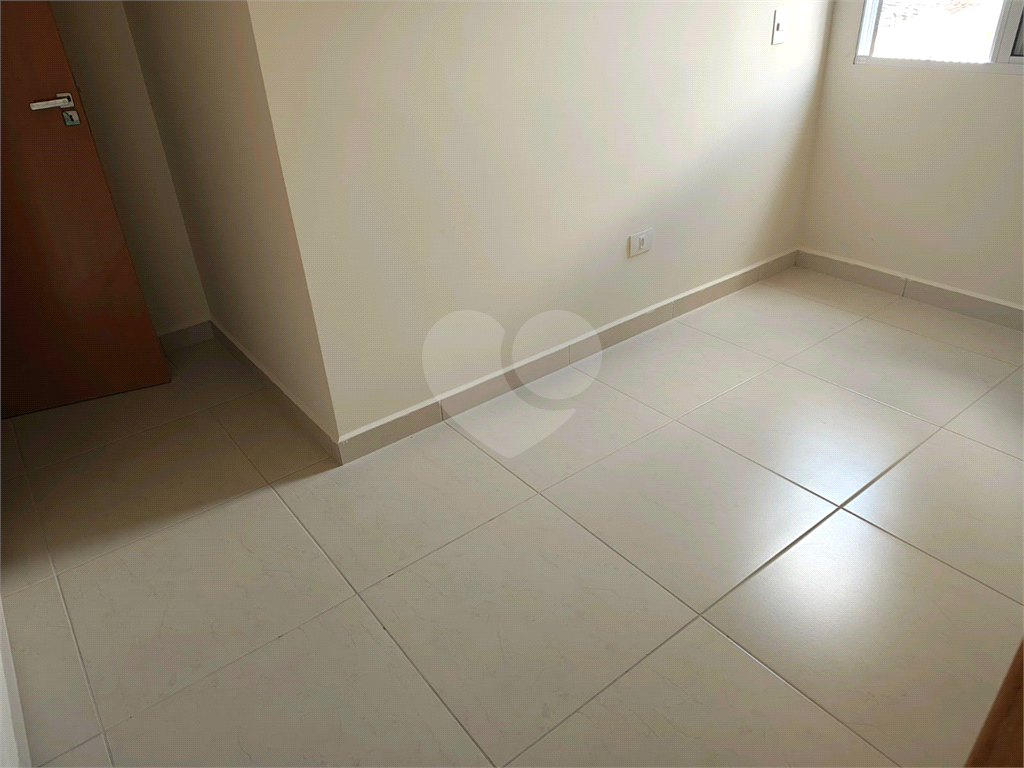 SOBRADO NOVO À VENDA - OPORTUNIDADE