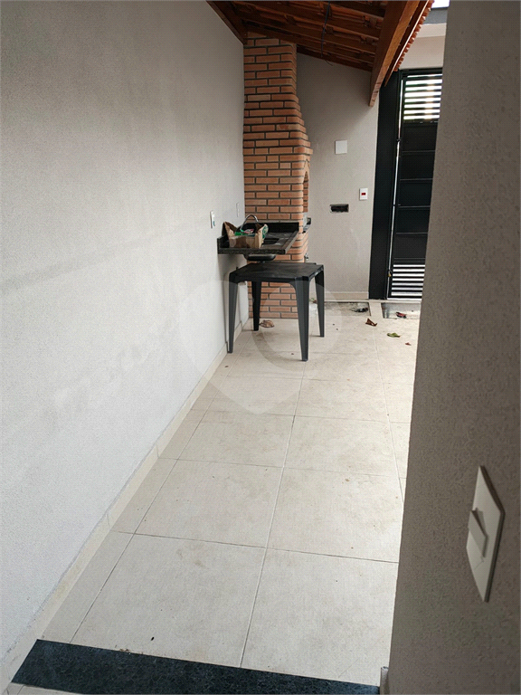 SOBRADO NOVO À VENDA - OPORTUNIDADE