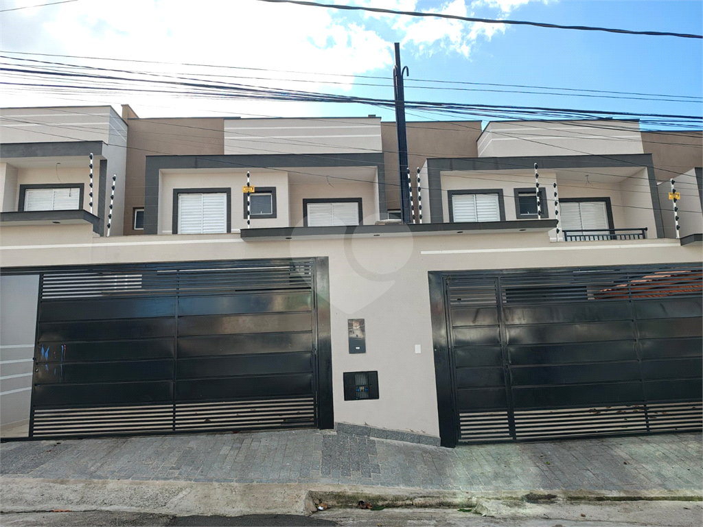 SOBRADO NOVO À VENDA - OPORTUNIDADE