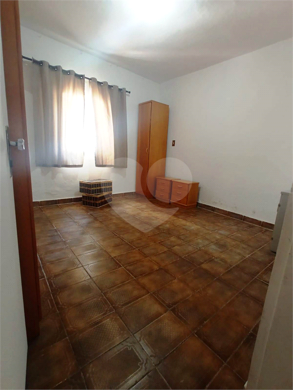 Casa No Jardim Brasil com 04 Dormitórios por R$ 320,000,00