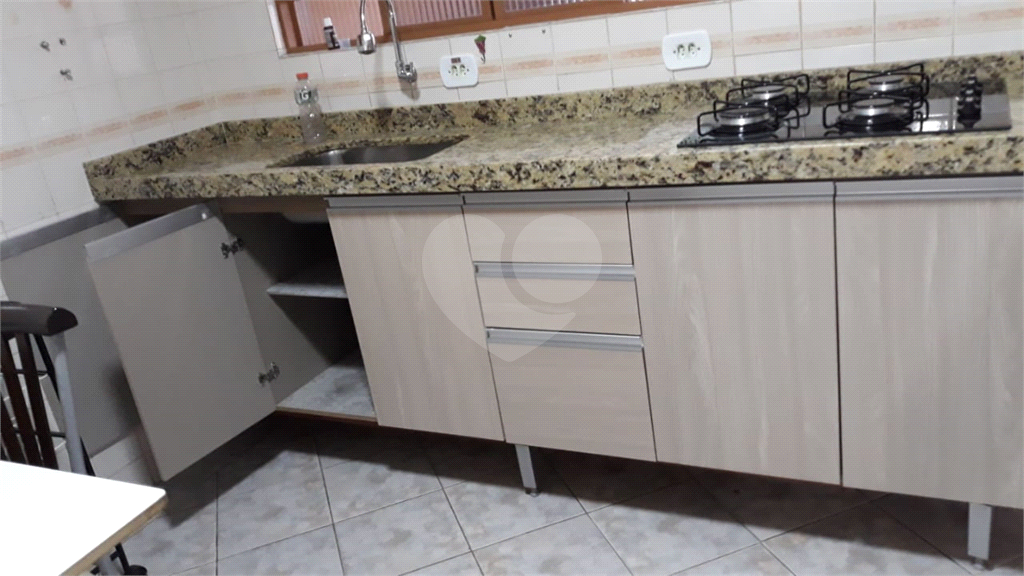 Sobrado à venda com 3 quartos, 100m² - Foto 13